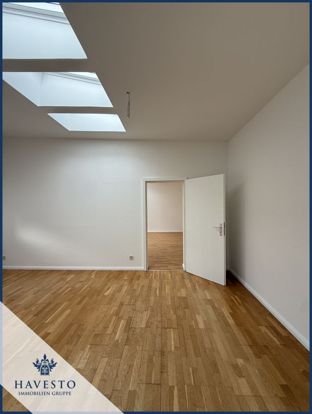 Wunderschöne 5-Raum Wohnung Inklusive neuer Einbauküche, Stellplatz & Option auf Gartenfläche! - Photo 3